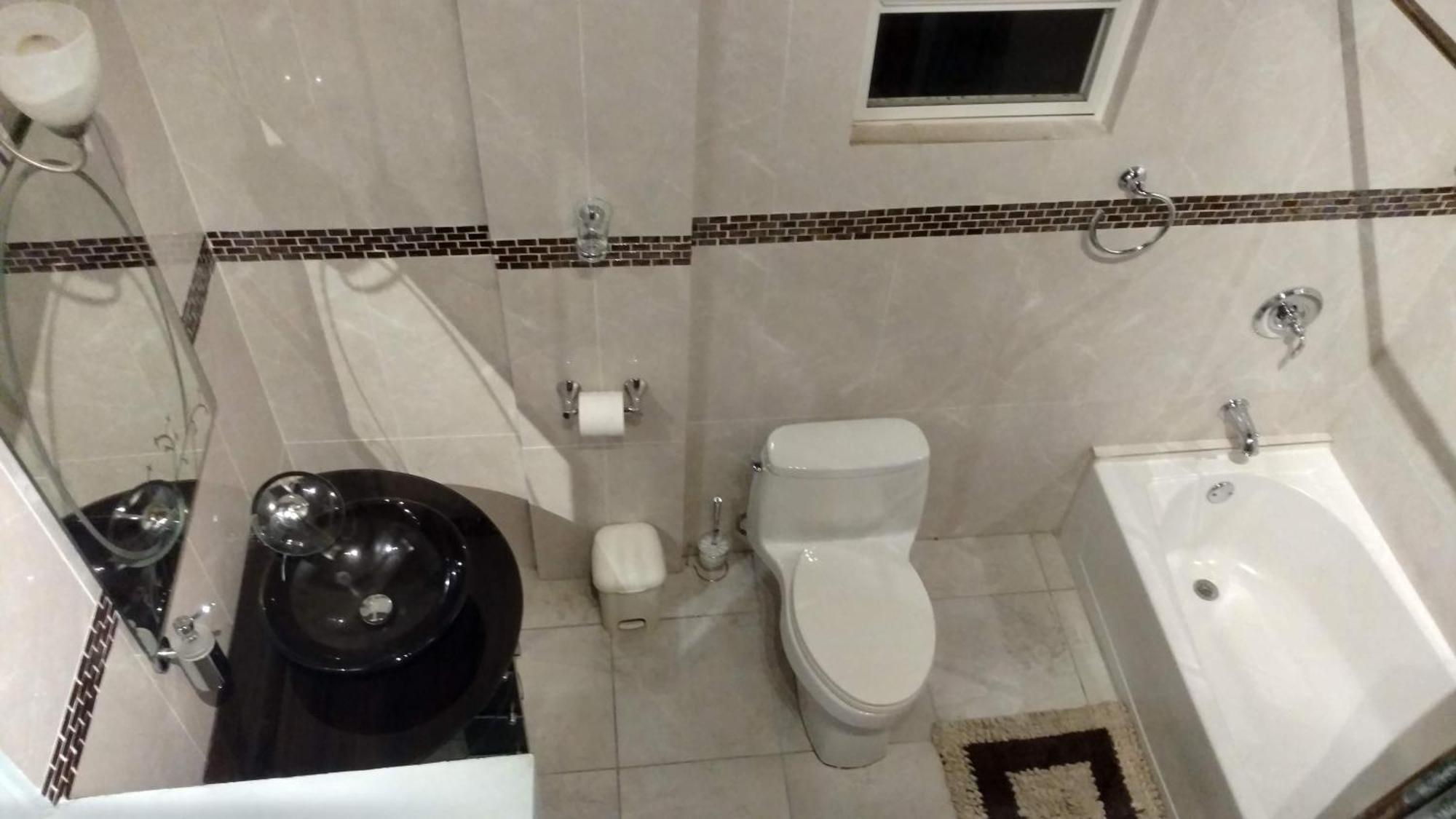 Zeus Estate Guesthouse St. John's Kültér fotó